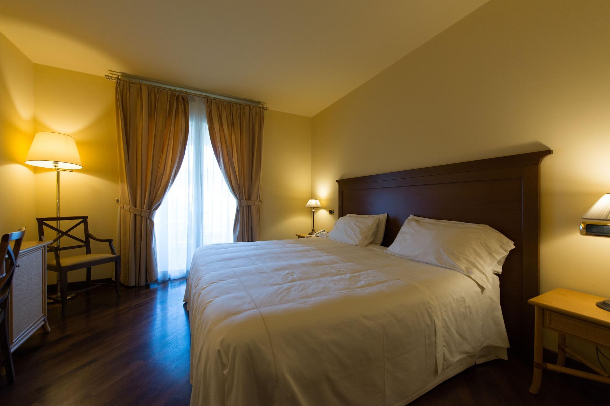 Grand Hotel Baia Verde Cannizzaro Екстер'єр фото
