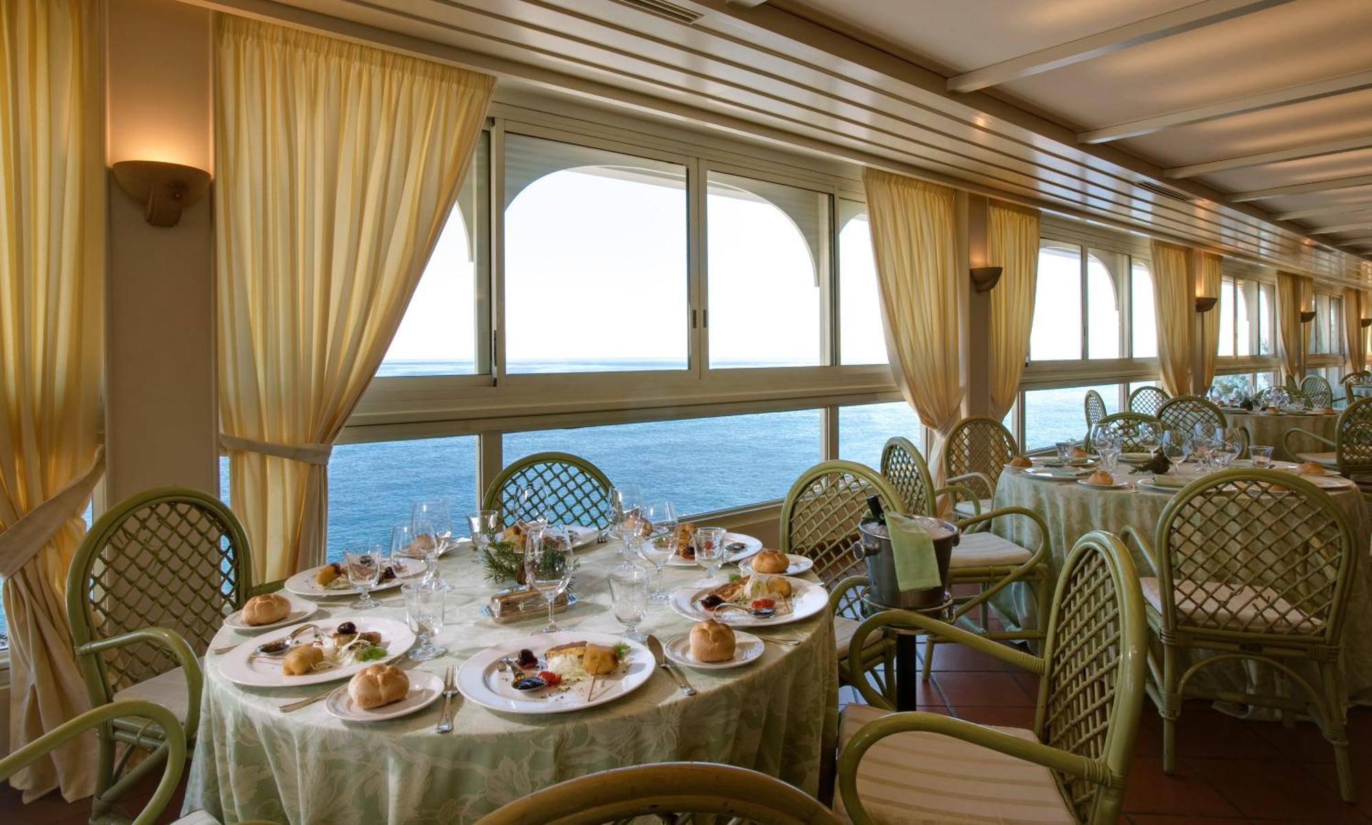 Grand Hotel Baia Verde Cannizzaro Екстер'єр фото