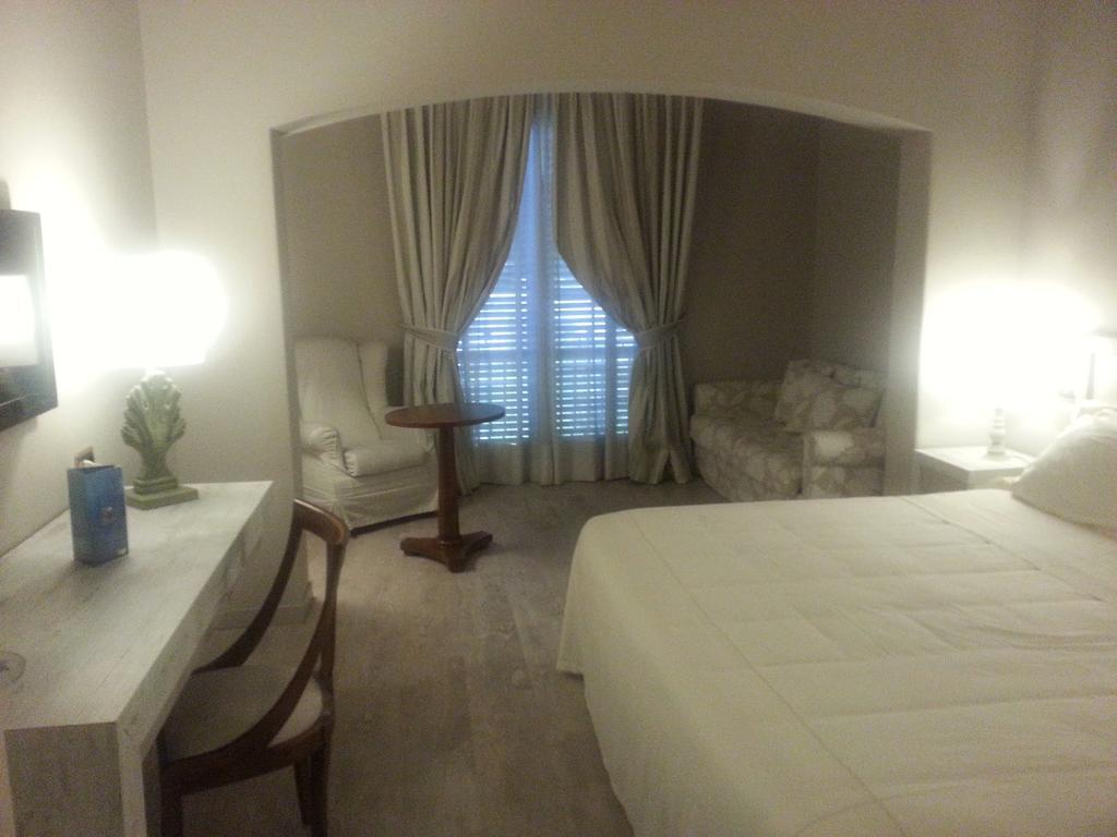 Grand Hotel Baia Verde Cannizzaro Екстер'єр фото