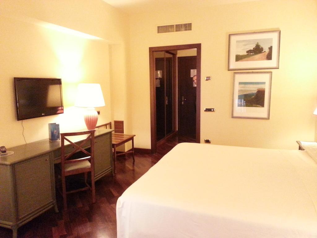 Grand Hotel Baia Verde Cannizzaro Екстер'єр фото