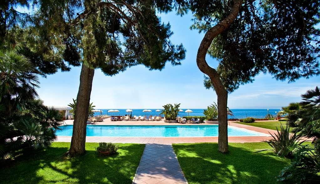 Grand Hotel Baia Verde Cannizzaro Зручності фото